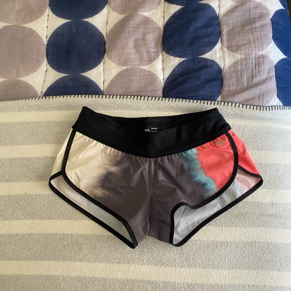 Hurley booty surfer athletic material shorts size xs